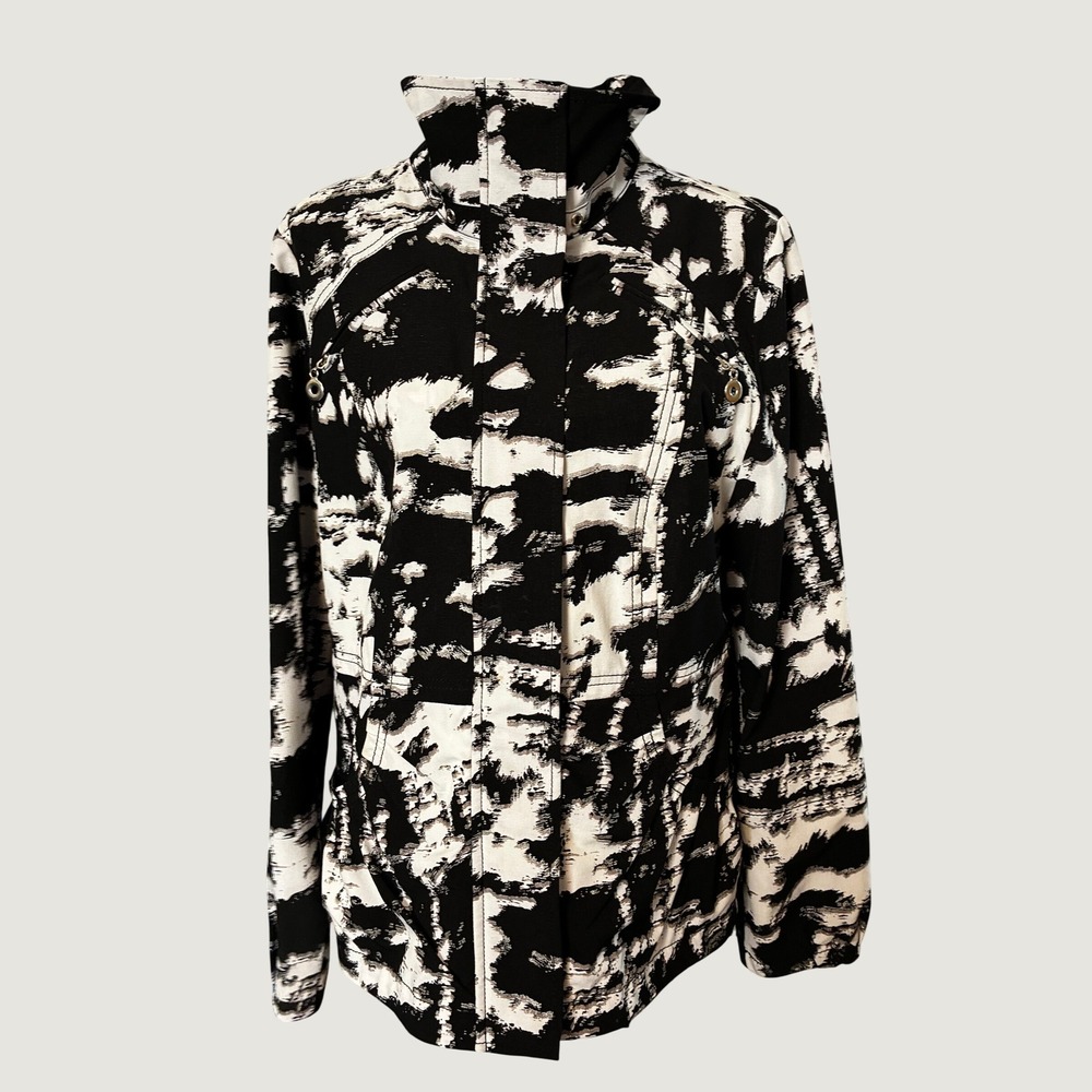 Zenergy by Chicos Black White Abstract Print Zip Funnel Neck Jacket Size 1 M